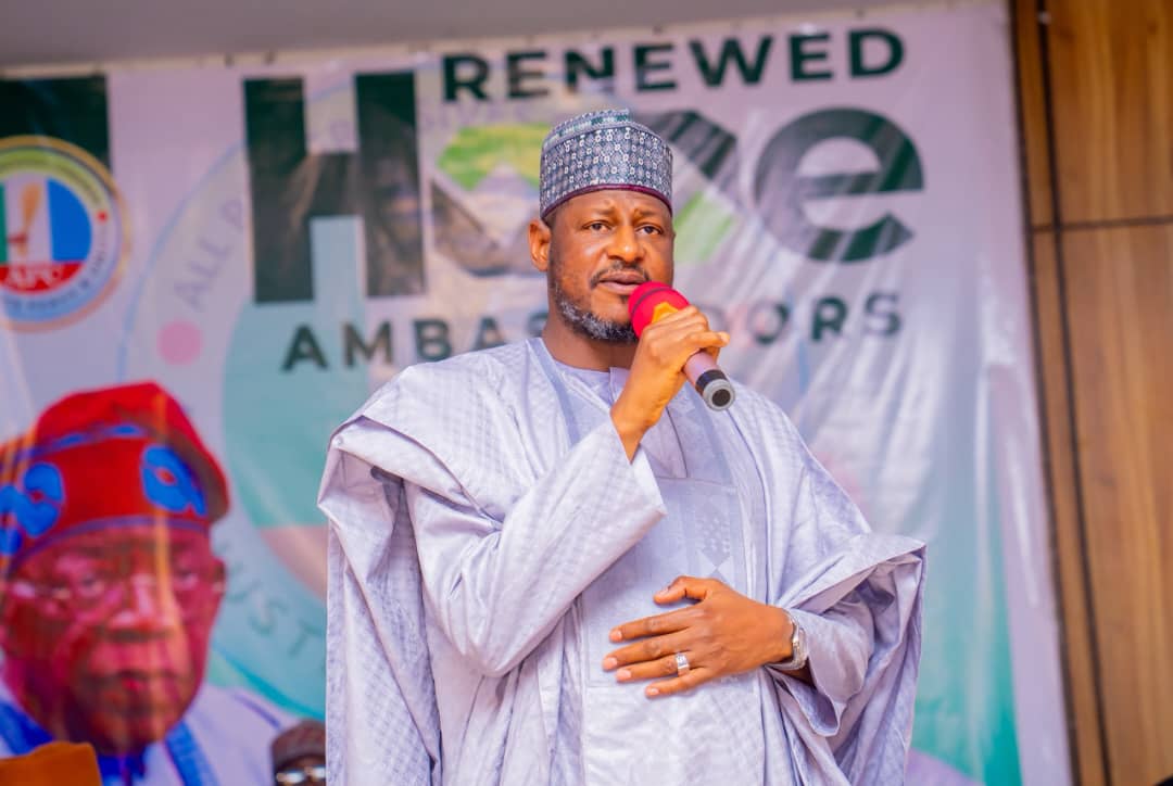 Governor Radda Charges Renewed Hope Ambassadors to Deliver Massive Victory for Tinubu