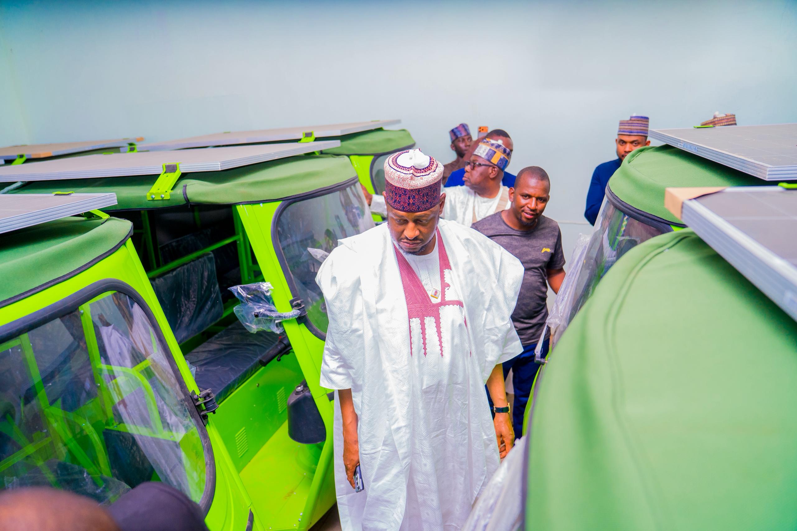 Governor Radda Inspects Assembly Centre for 500 Solar-Powered Electric Tricycles Initiative